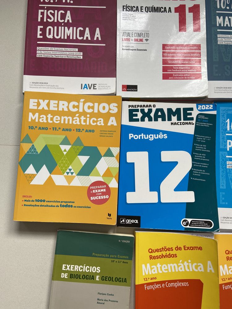 Livros de preparacao para exames de Matematica, Fisica e Quimica e Por