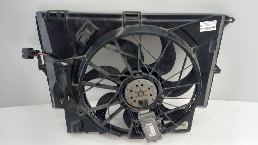 Вентилятор диффузор BMW 1 E87 E88 3 E90 E91 2010 17427801993