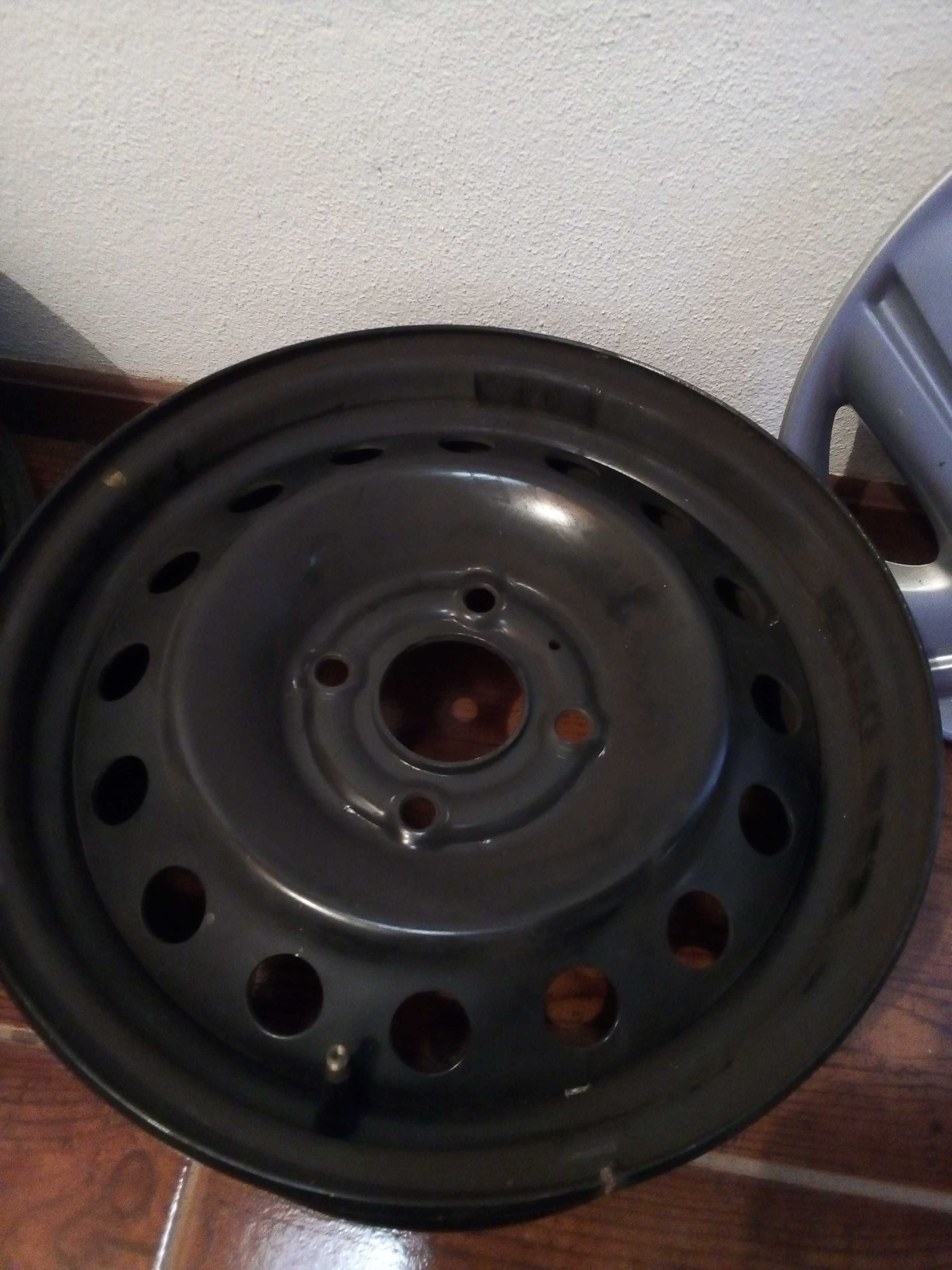 Jantes de ferro 15'' Nissan