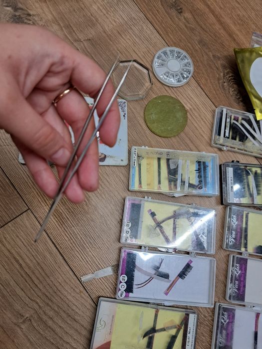 Продам вії для нарощування Viva Lash, пінцети,камні в комплекті