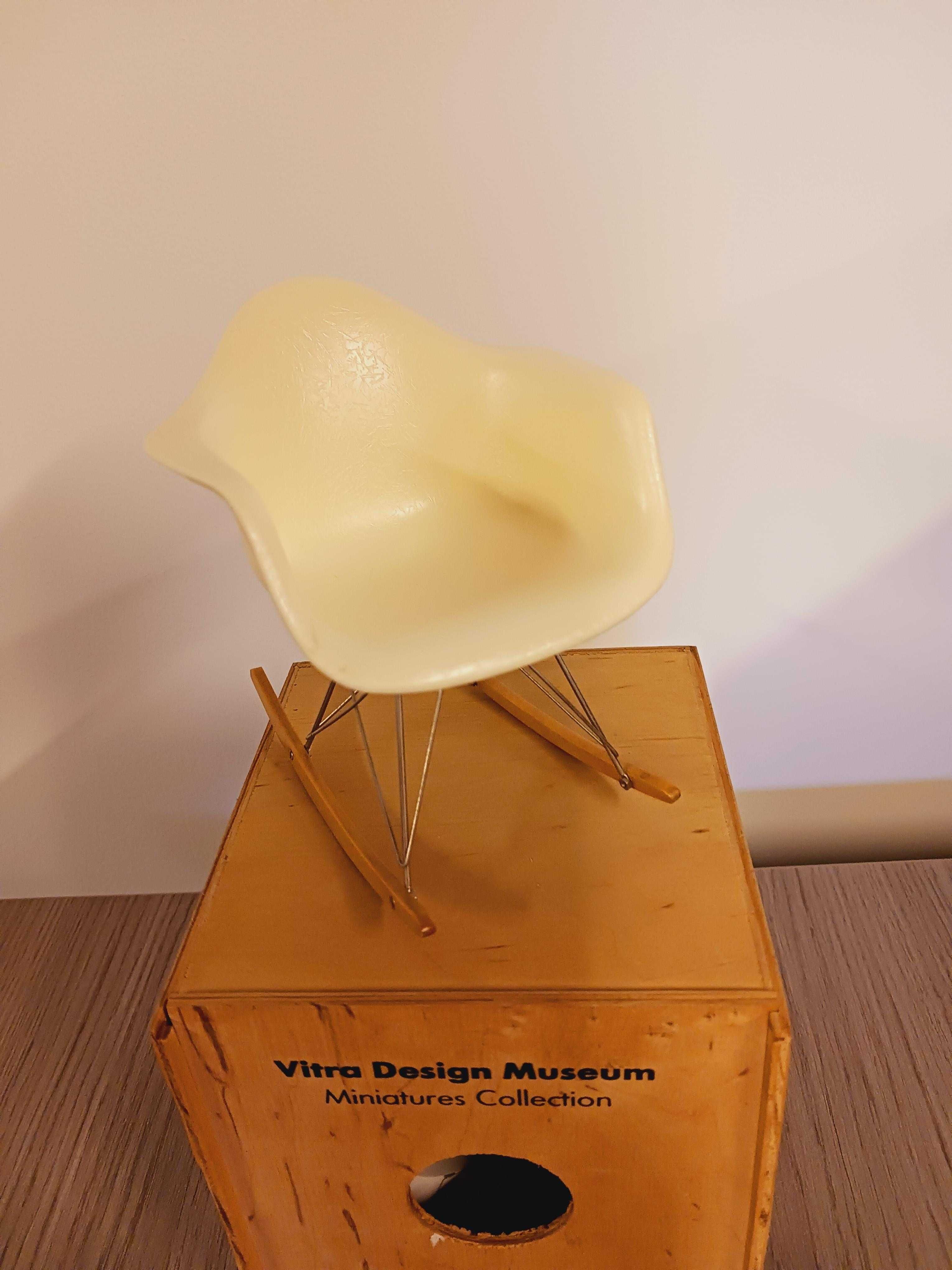 RAR, Vitra, kolekcja miniatur, oryginał