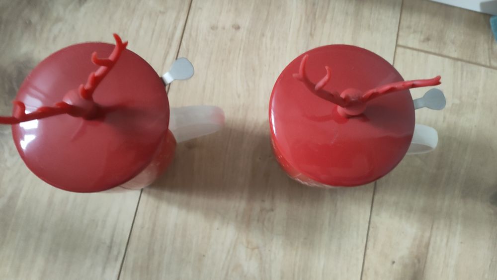 Kubki świąteczne z zaparzaczem