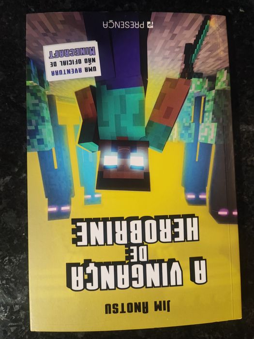 Livro A vingança de herobrine, Minecraft