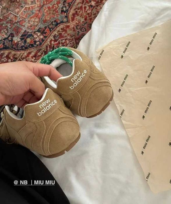 New_Balance_Miu_Miu_530_SL_Ecru_suede_sneakers Rozmiar 36