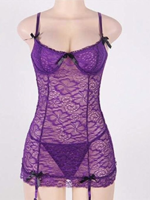Lingerie: babydoll com ligas e tanga de renda da N/X