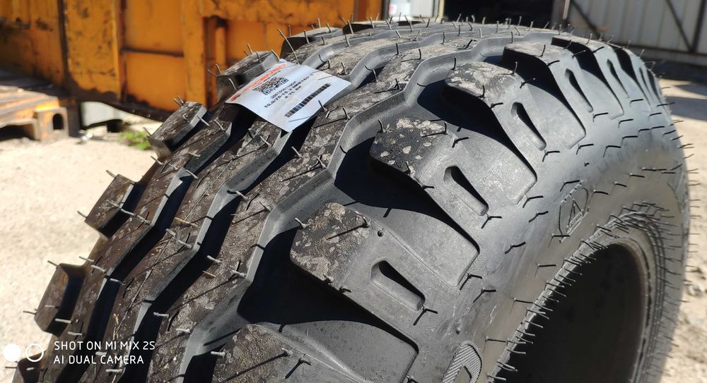 Opona 10.0/75-15.3 do przyczepy, rozrzutnika