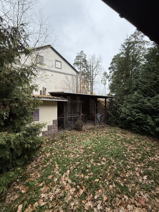 Будинок Буча Лісова