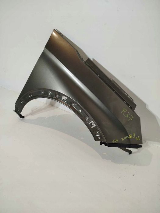 Błotnik Prawy Przedni Peugeot 5008/08-17