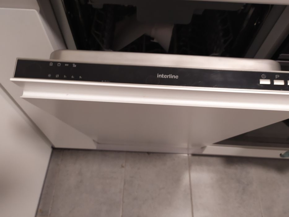 Посудомийна машина Interline DWI 455 L
