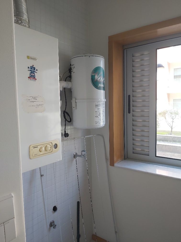 T1- com garagem e bem localizado.