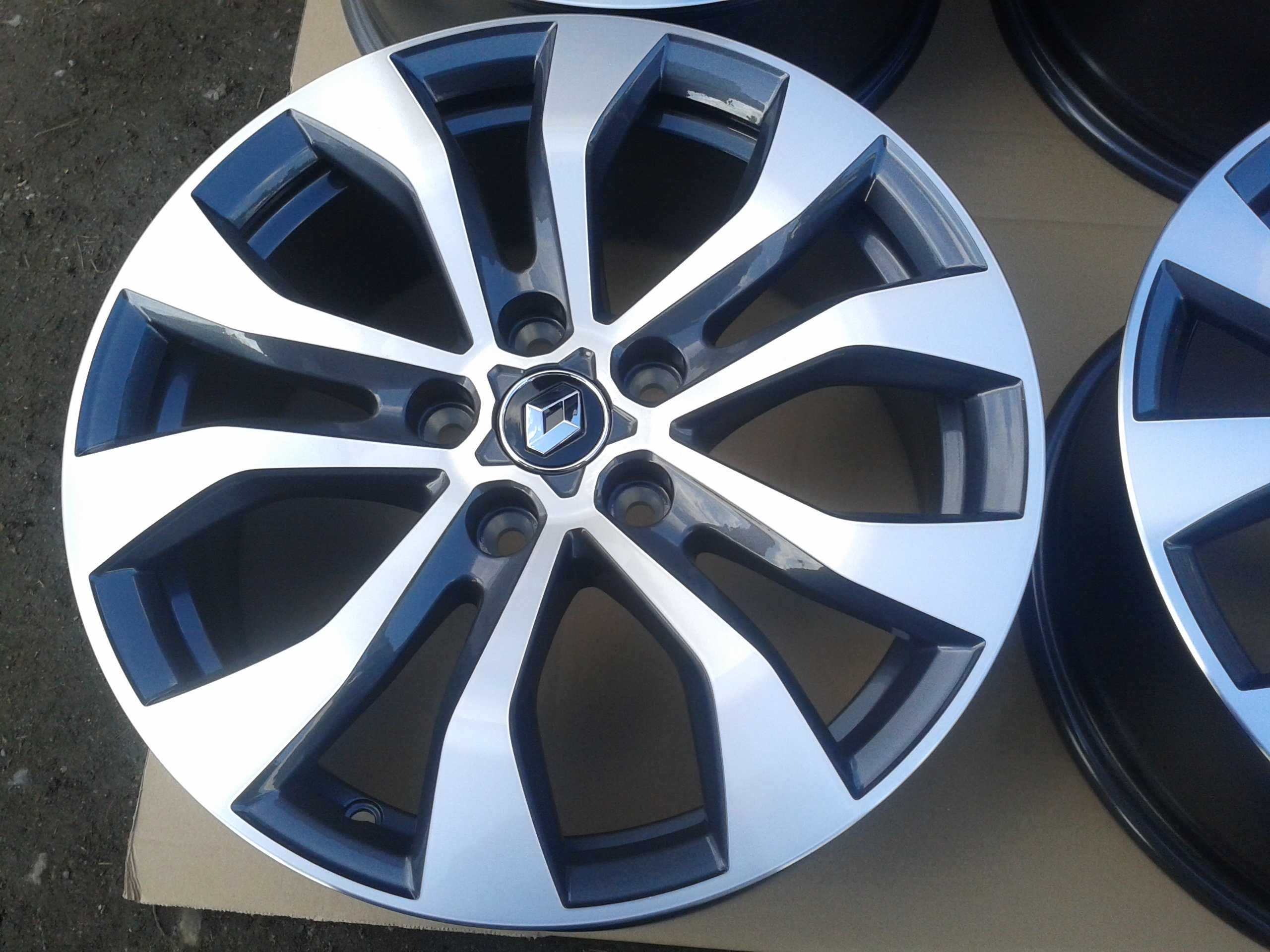 oryginalne r17 felgi nowe trafic vivaro talento 5x114,3 nissan qasqhai