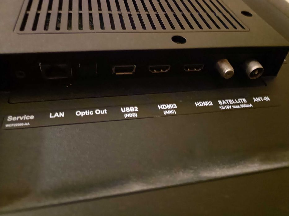 TV Grundig - 49 polegadas