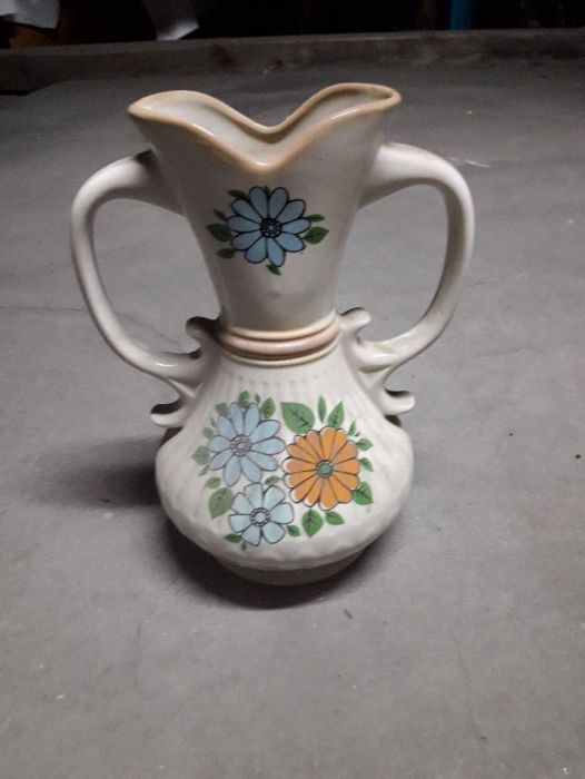 wazon prl, z  kwiatkiem