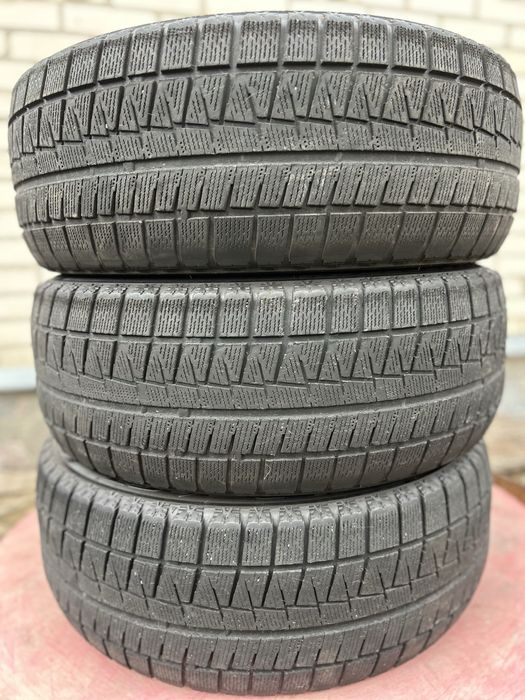 Шини BLIZZAK Revo GZ 205/55 r16