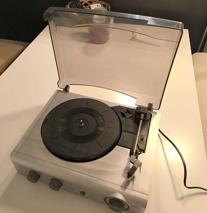 Niemiecki gramofon Elta, retro gratka dla kolekcjonera