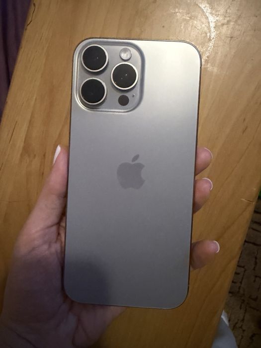 iPhone 16 Pro Max, Natural Titanium, 256gb