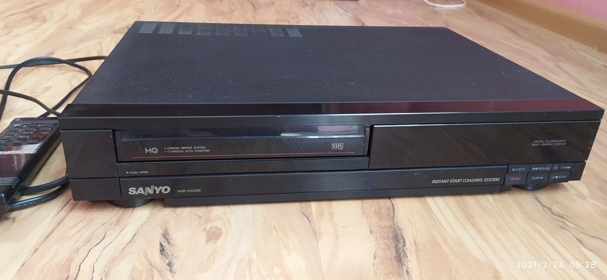 SANYO wideoodtwazacz VHS