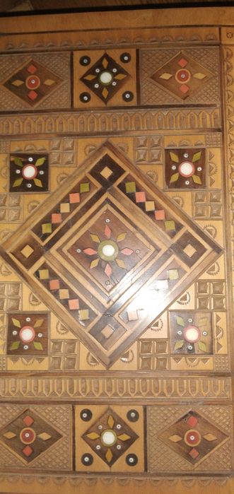 Шкатулка дерев'яна інкрустована