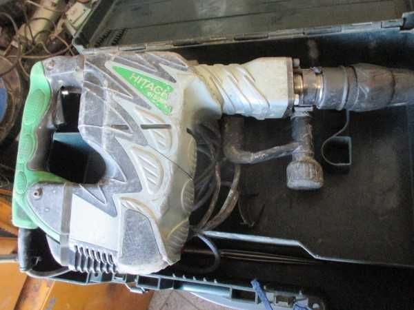 Młot wyburzeniowy SDS MAX, 26J 1350W HIKOKI Makita Hitachi H60MR