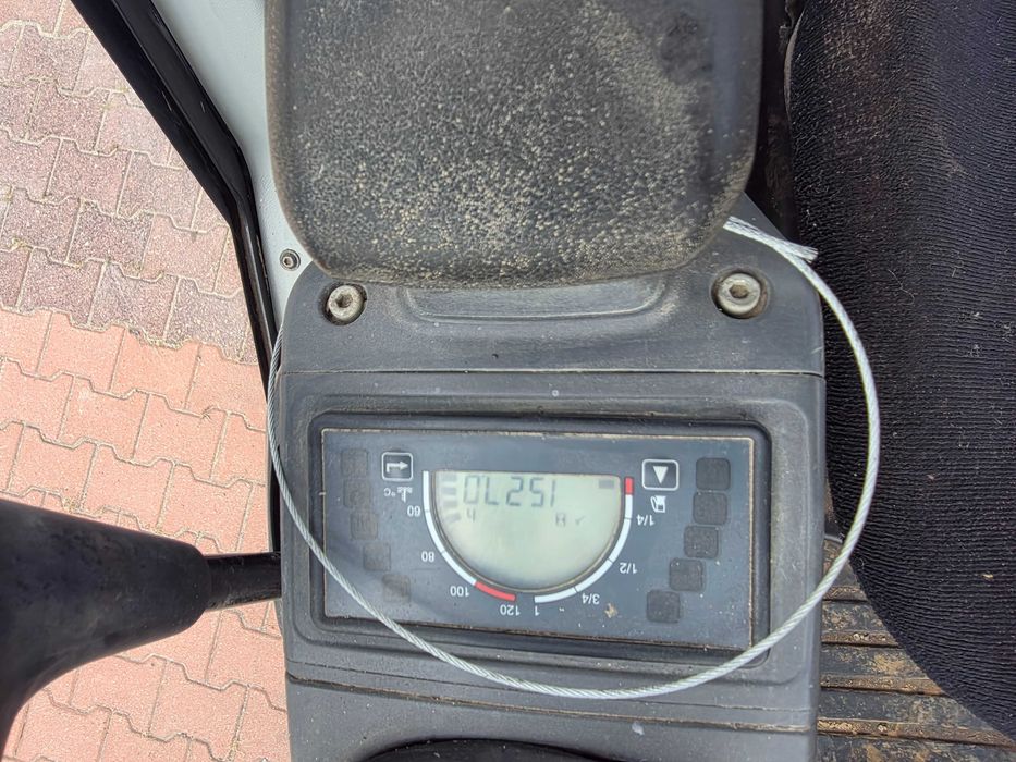 koparka minikoparka mini koparka caterpillar 301.7 cat jcb volvo