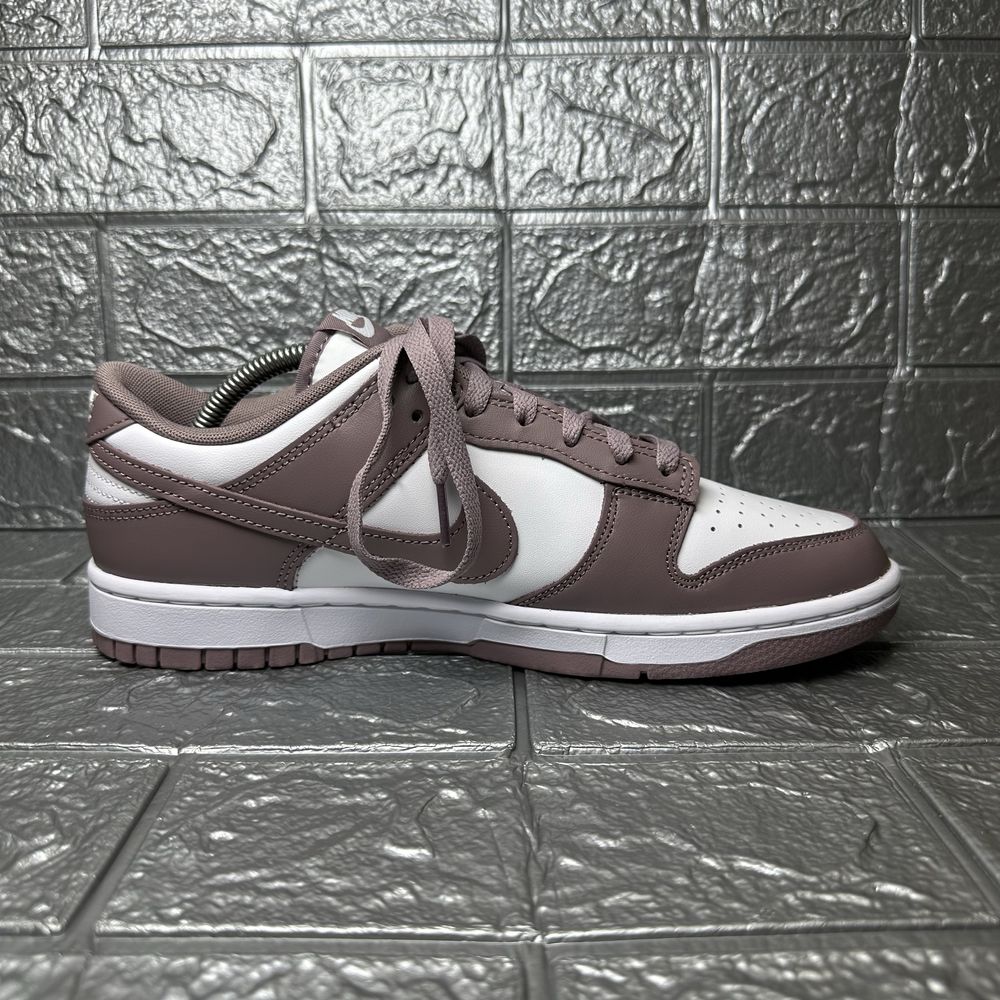 Чоловічі кросівки Nike Dunk Low Brown/White DV0833-112