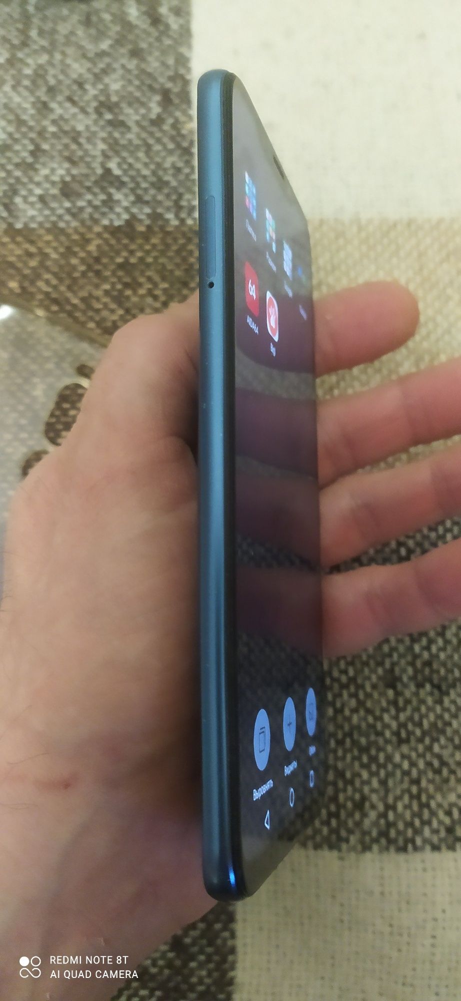 Продам Meizu 8x игровой телефон.