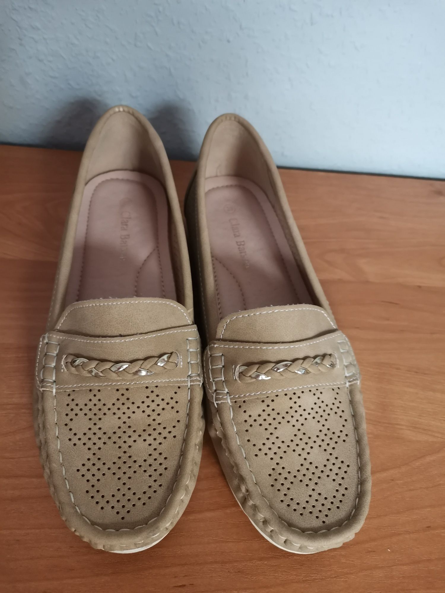 Buty beżowe roz 39