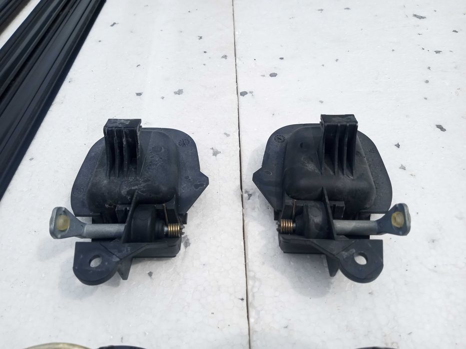 Klamki wewnętrzne prawa  lewa Chrom Line BMW E36 Compact Sedan Touring