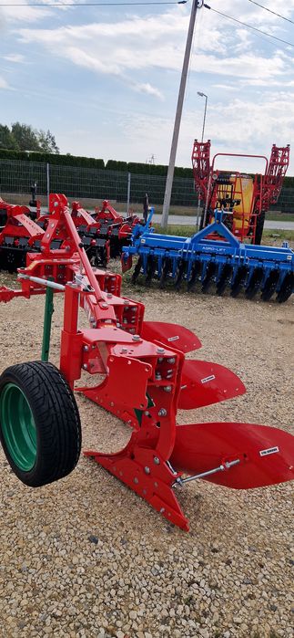 Pług jednobelkowy PJ 3 , 4 AGROMASZ  nowy!!