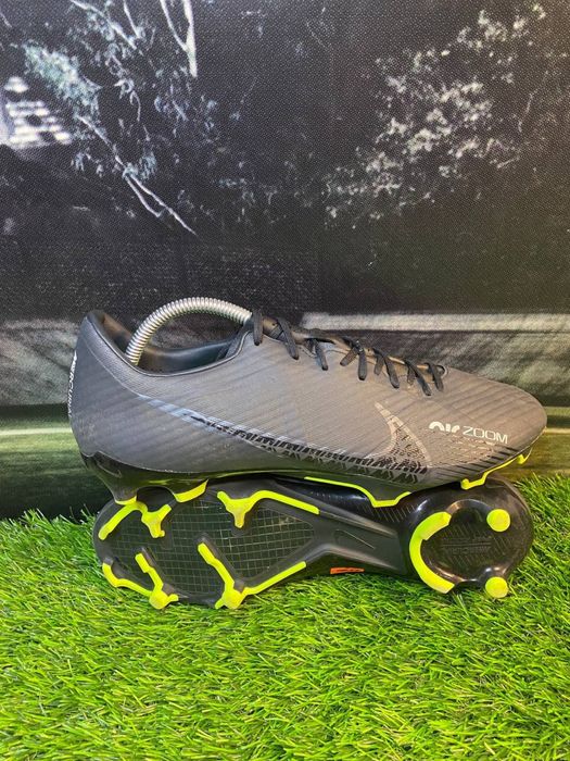 Бустси Nike Vapor 15 Academy FG 44(28 см)оригінал бутси найк