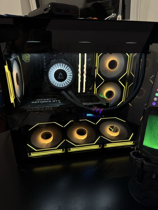 Komputer 7800X3D/4060 Ti 16GB/32GB RAM DDR5/1 TB m.2