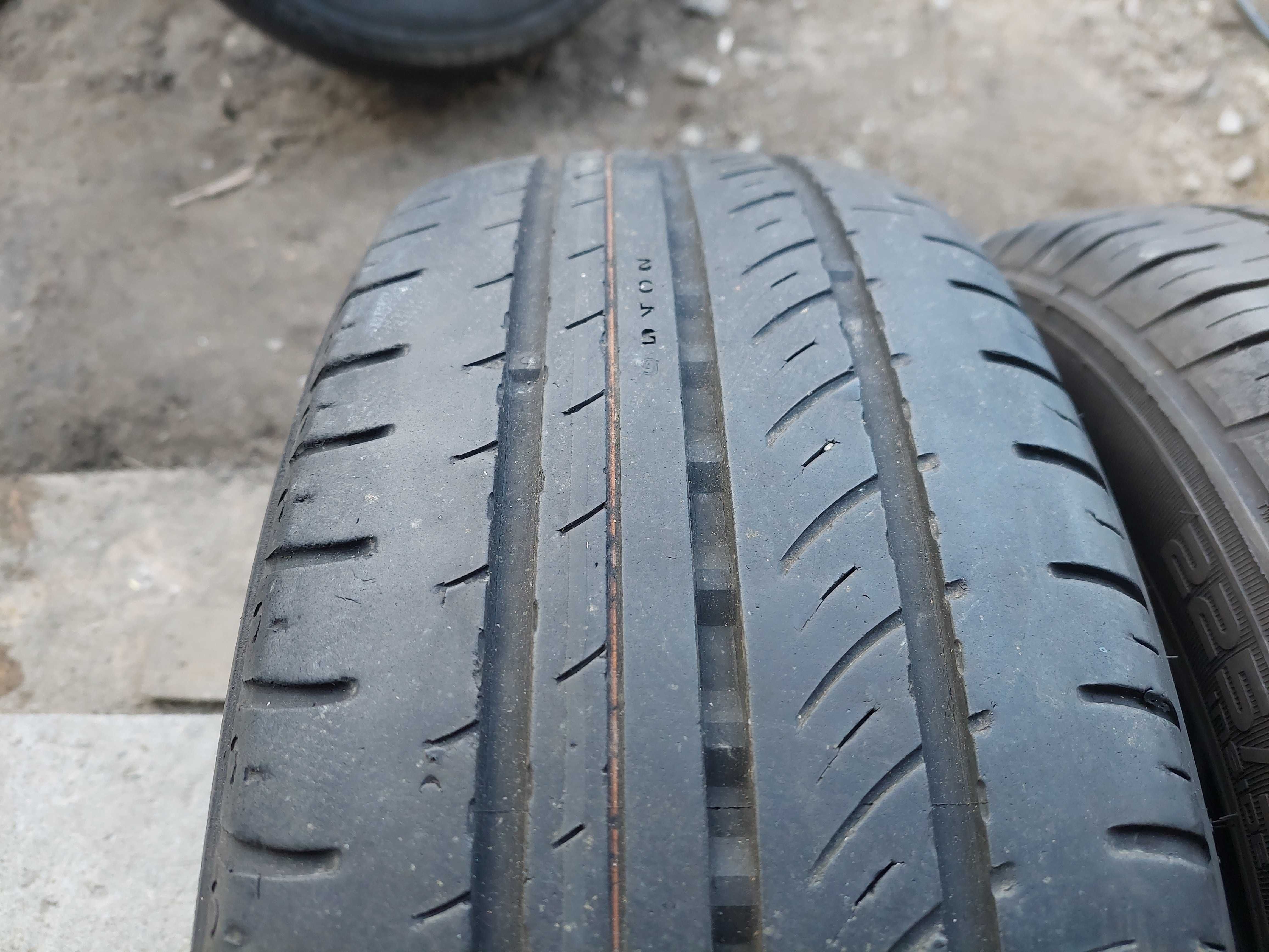 ŁADNE OPONY LETNIE 225/55R17C NOKIAN 2022r 2x5,7-6,2mm(K794)