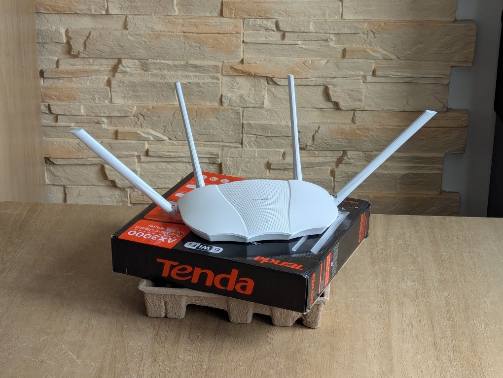 Tenda RX9 (AX3000, Wi-Fi 6) – router dla wymagających