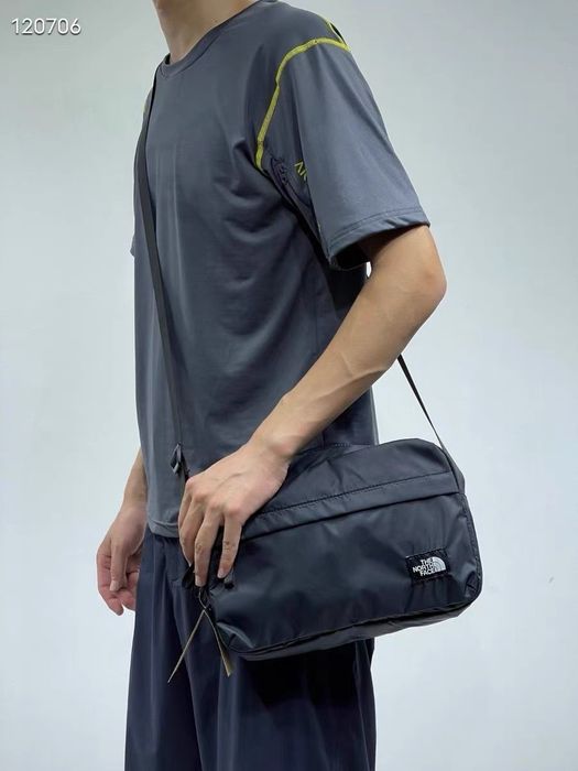 Сумка через плече The North Face / барсетка