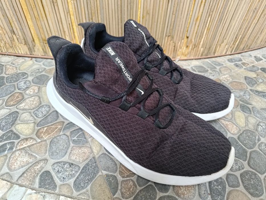 Nike Viale Black r. 46 EUR