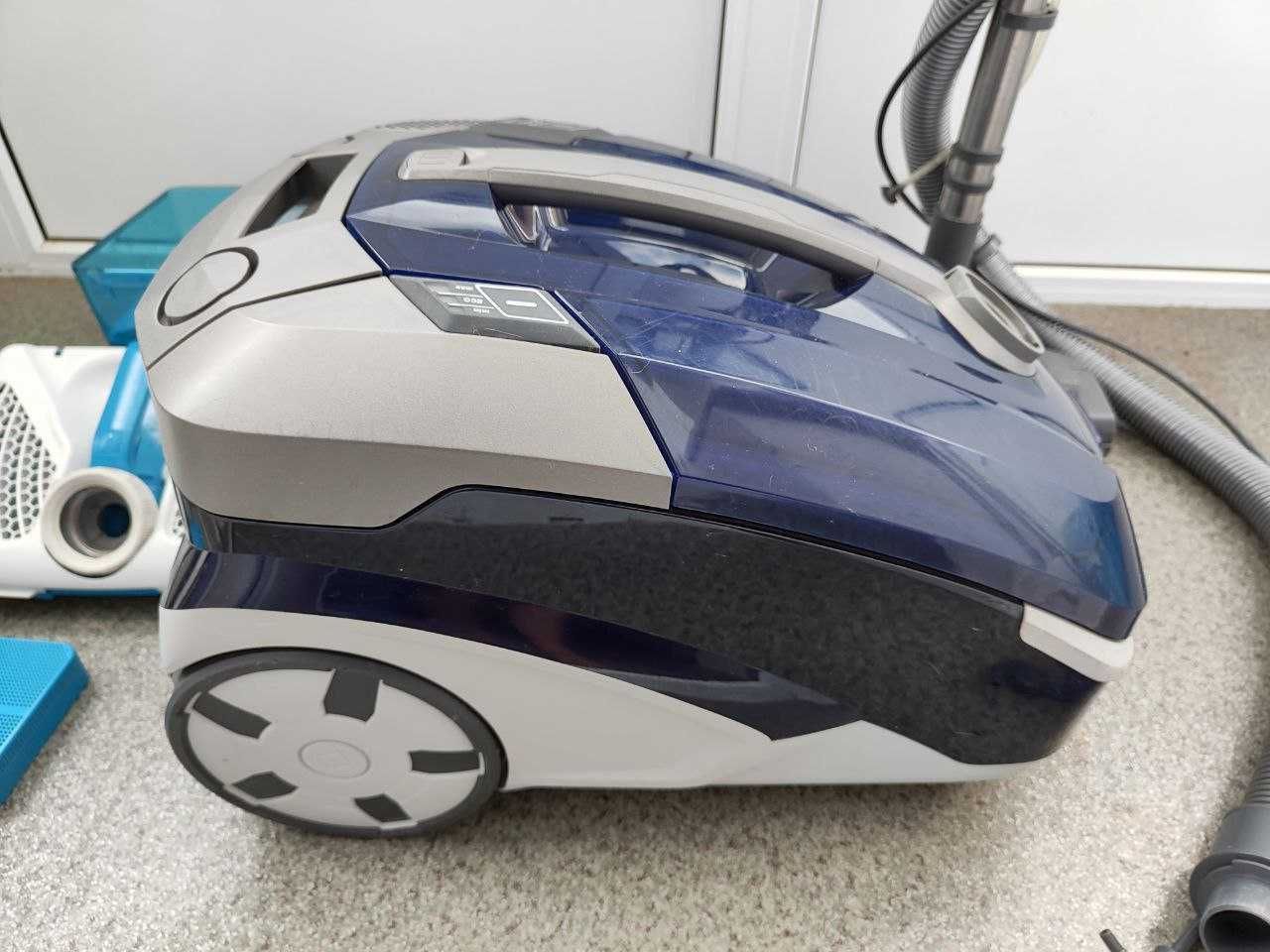 Миючий пилосос з аквафільтром THOMAS TWIN XT + 1л нім. миючого засобу