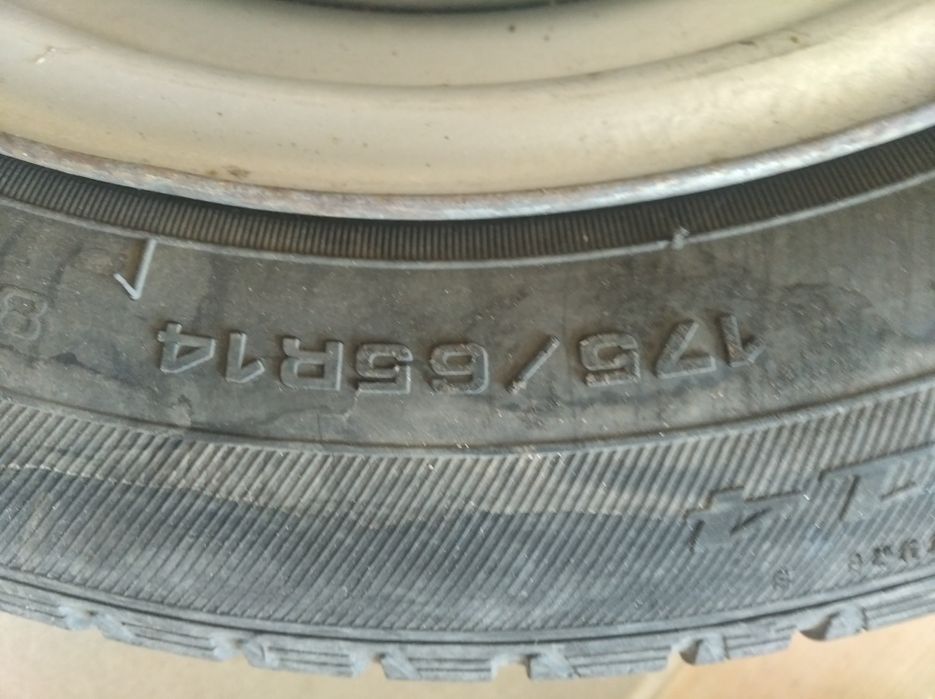 Колесо R14, 175/65, 4х100 в відмінному стані
