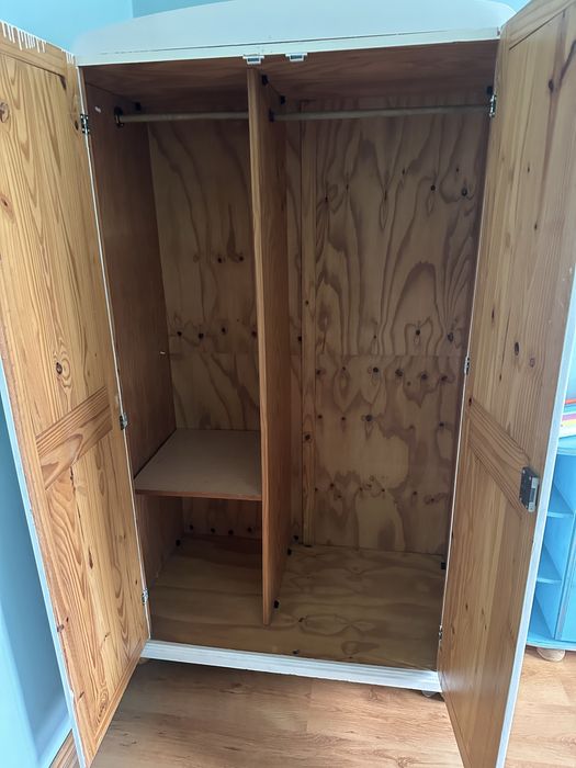 Komplet mebli sosnowych