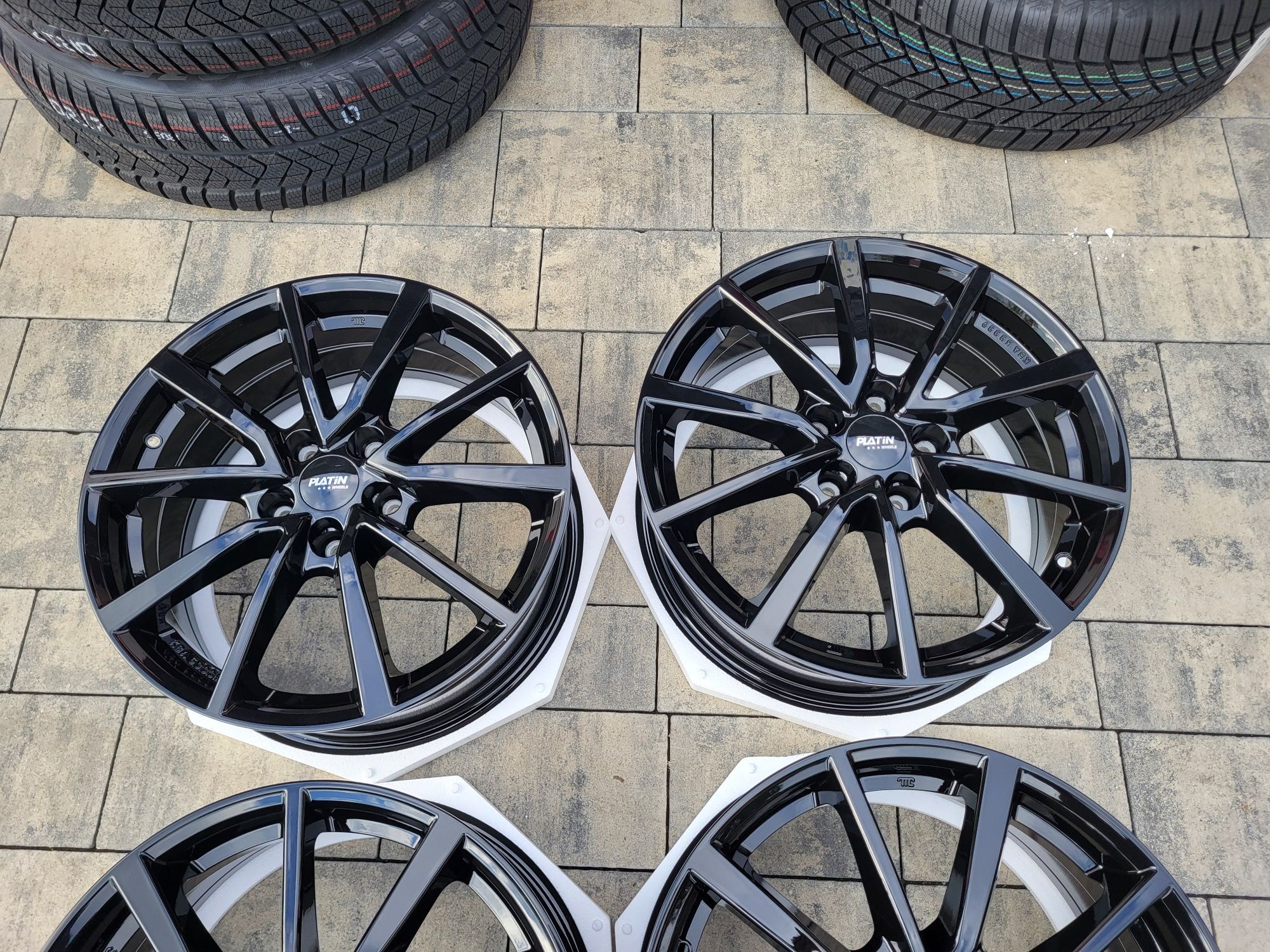 NOWE! Alufelgi 17" 5x114.3 ET45 HUYNDAI Kia Mazda Nissan Renault