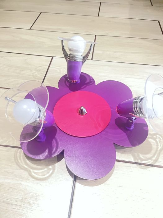 Люстра в дитячу кімнату