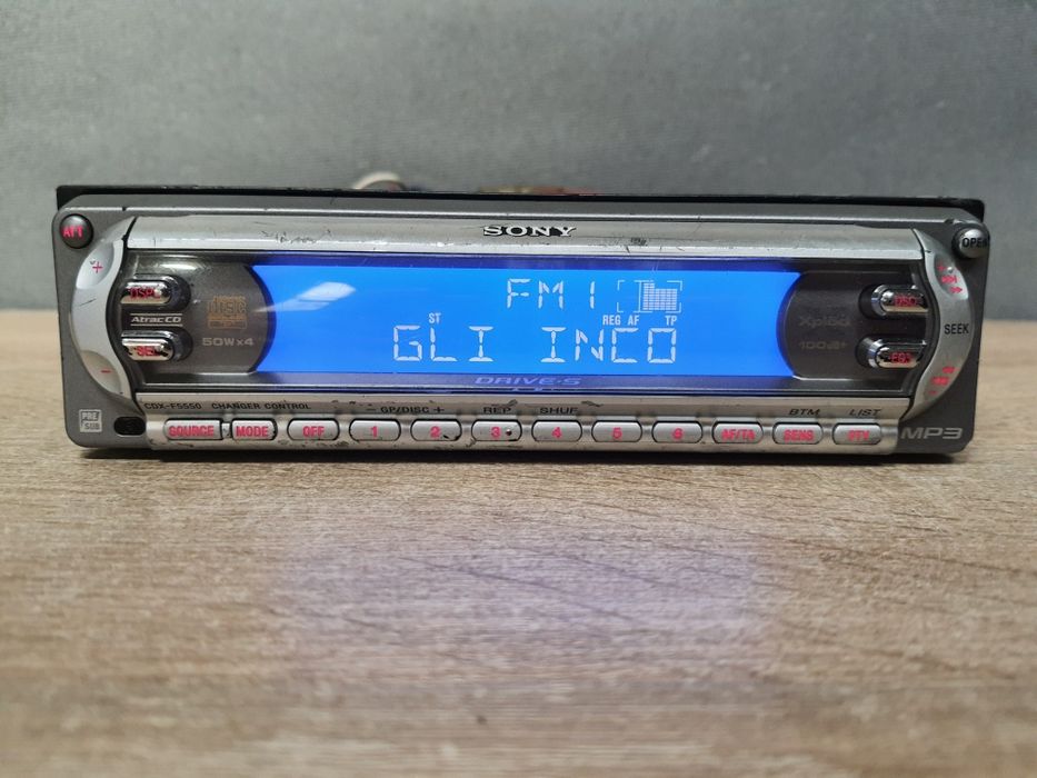 Radio samochodowe SONY CD z Mp3 Kultowe CDX-F5550 3x RCA na wzmacniacz