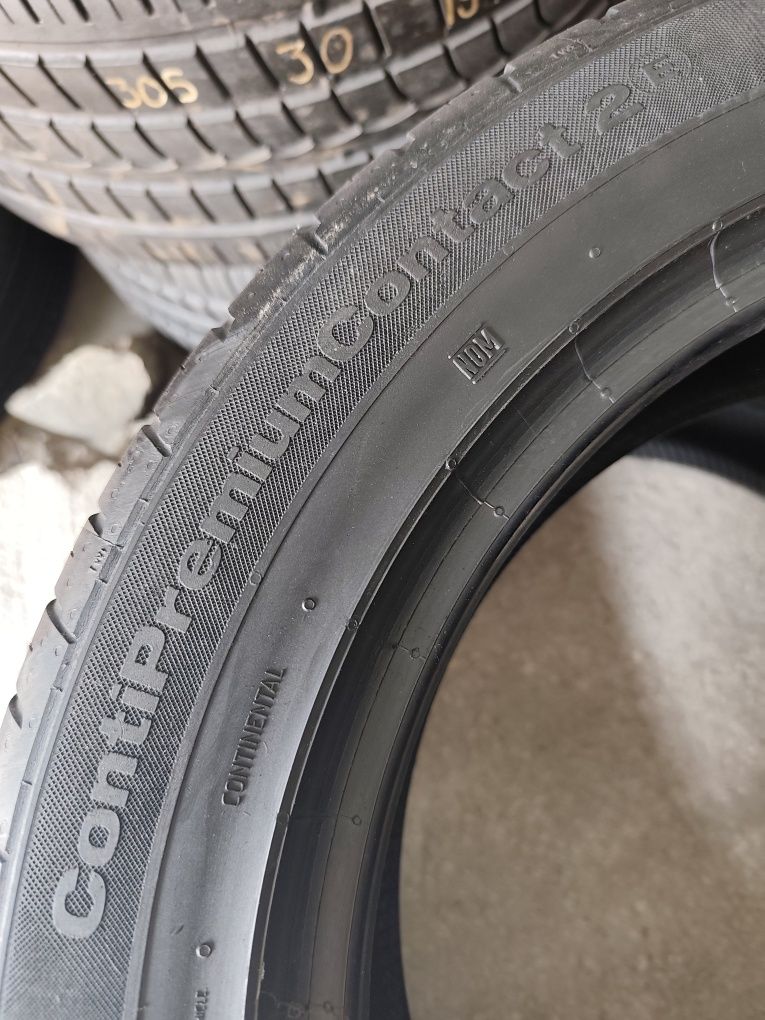 Pneus 215/55r18 Continental ContiPremiumContact 2E com 70% piso