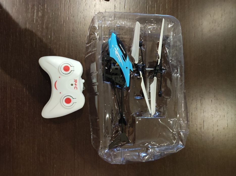 Mini drone recarregável novo