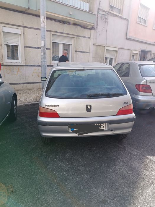 Vendo Peugeot 106