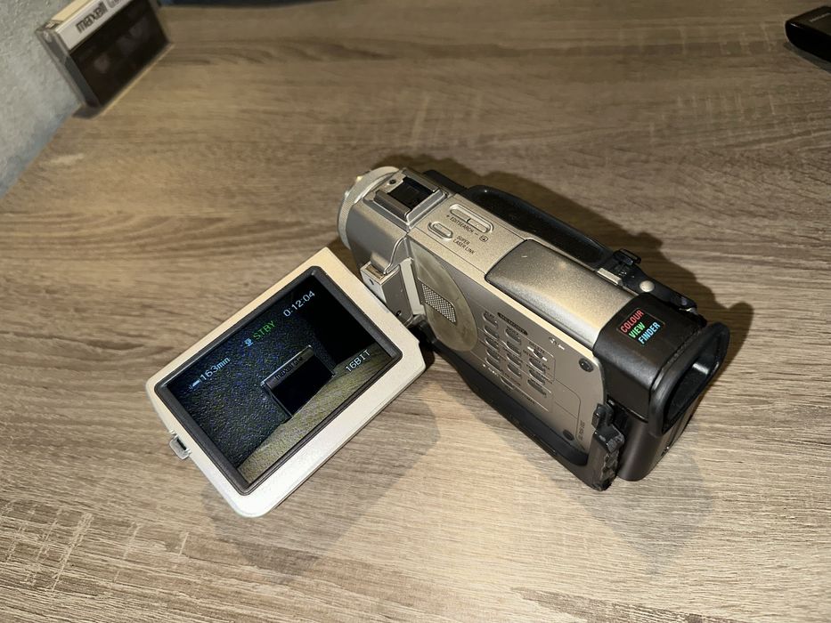 Відеокамера Sony DCR TRV 11E повністю справна