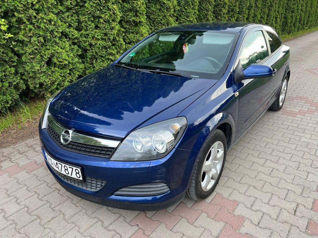 Opel Astra GTC 1.4-90KM 2008Rok Zarejestrowane