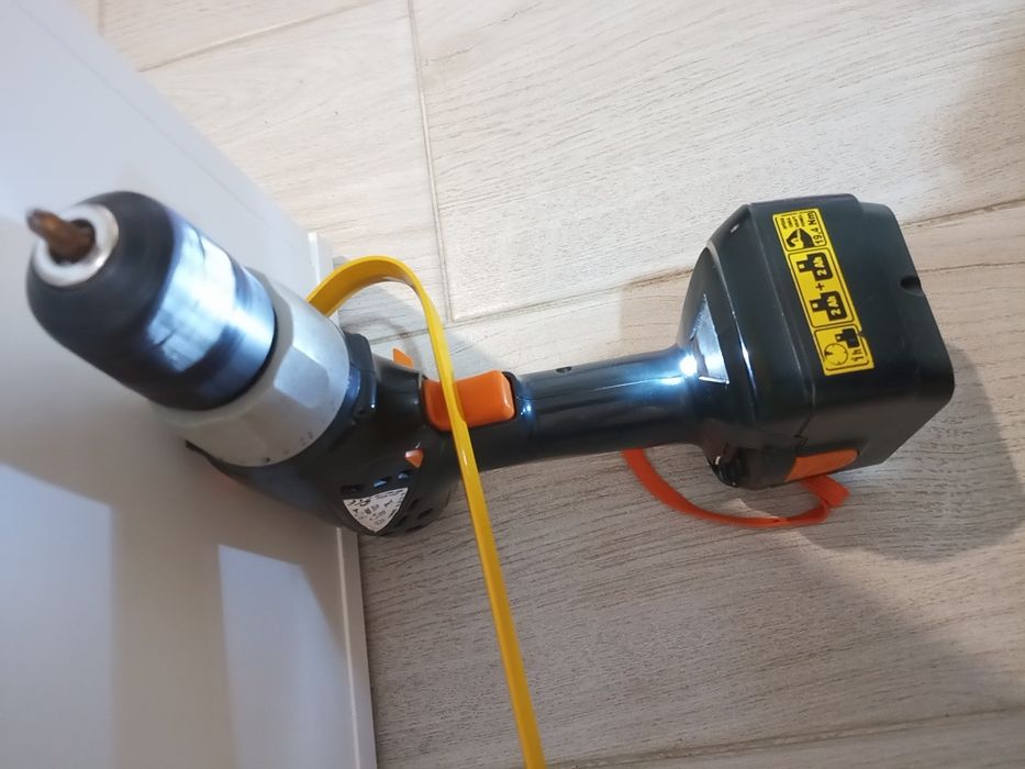 Шуруповерт Rebir 12v