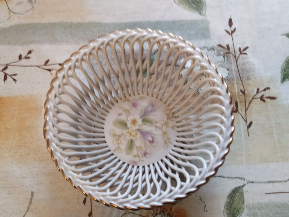 Посуда из Румынии.