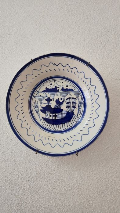 Prato faiança cerâmica