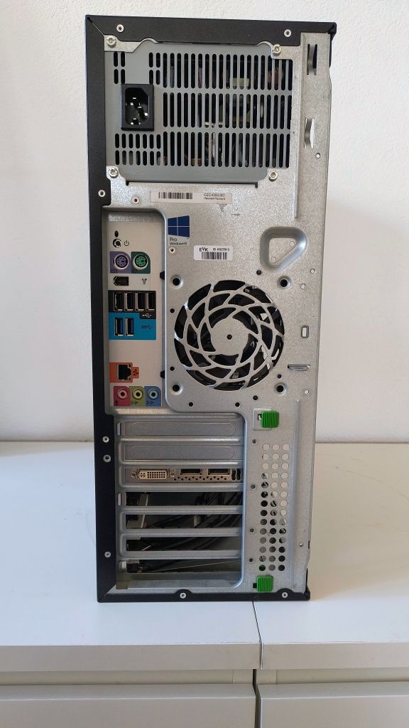 Komputer 32 GB RAM ponad 3TB pamięci